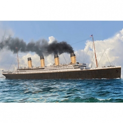 1/700 Titanic