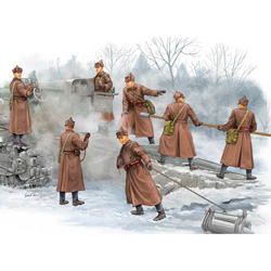 1/35 Soviet B-4 Artillery Crew