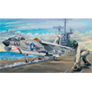 1/32 F-8E CRUSADER