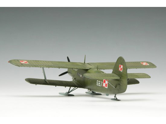 1/72 Antonov An-2 Colt on Skis