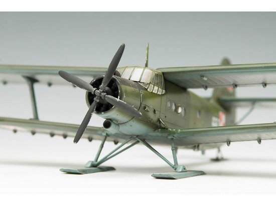 1/72 Antonov An-2 Colt on Skis