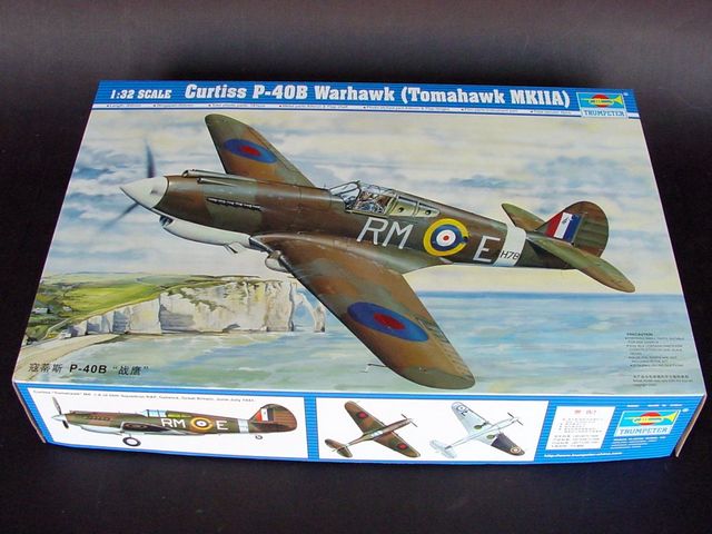 1/32 P-40B WARHAWK