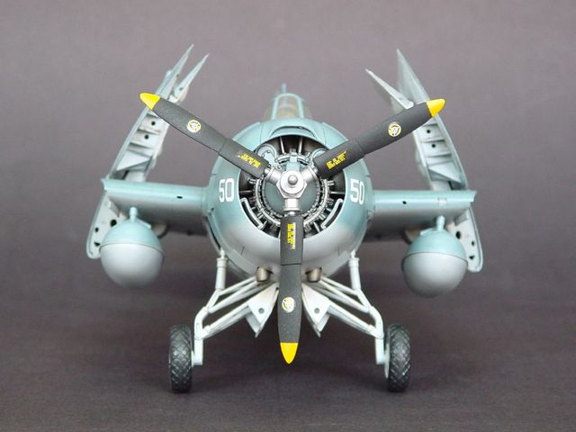 1/32 US GRUMMAN F4F-4 WILDCAT